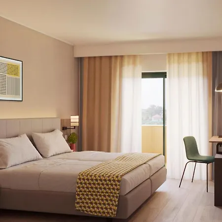 皇家贝拉维斯塔温泉酒店 4* 阿尔布费拉