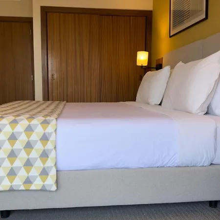 Отель Algarve By Ihg