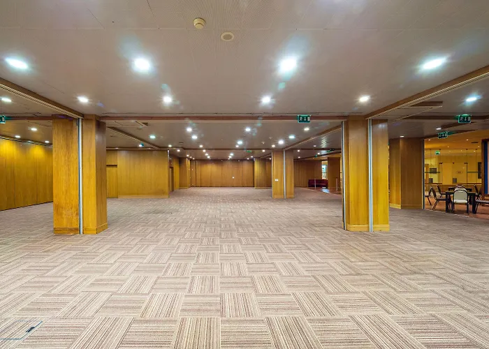 Hotel Algarve By Ihg 4*