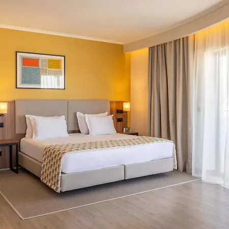 Algarve By Ihg Отель 4*