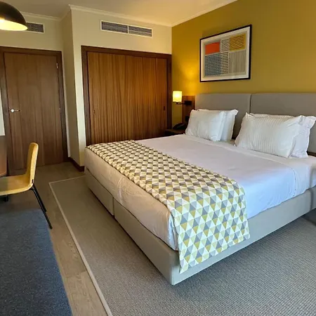 Otel Algarve By Ihg Albufeira