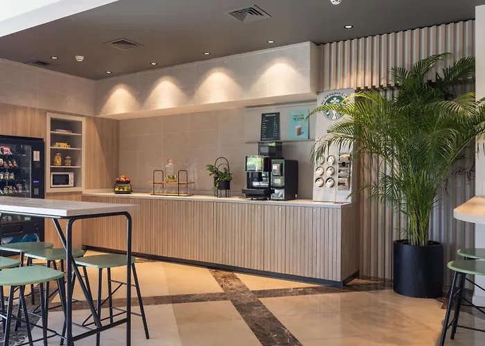 Отель Algarve By Ihg Албуфейра